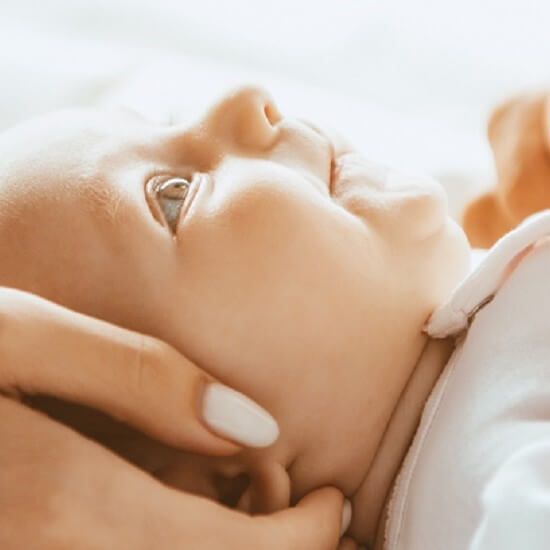 Cododo : jusqu'à quel âge peut-on faire dormir bébé dans la chambre des parents ?